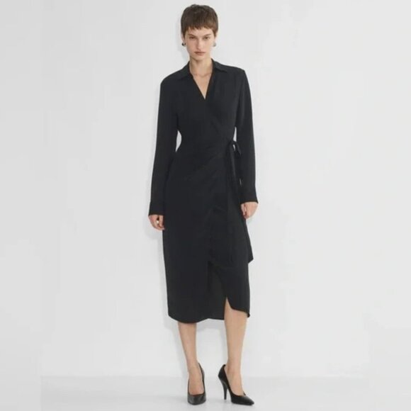 Aritzia Babaton Petra Wrap Tie Midi Dress Matte Satin Black Size Medium - Picture 1 of 10